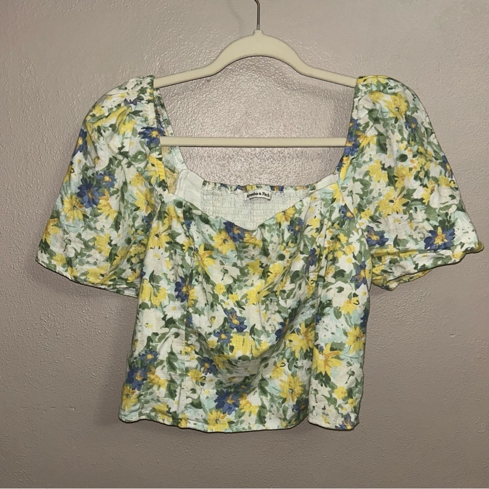 Abercrombie & Fitch Yellow and Blue Floral linen blend puff sleeve croppedBlouse